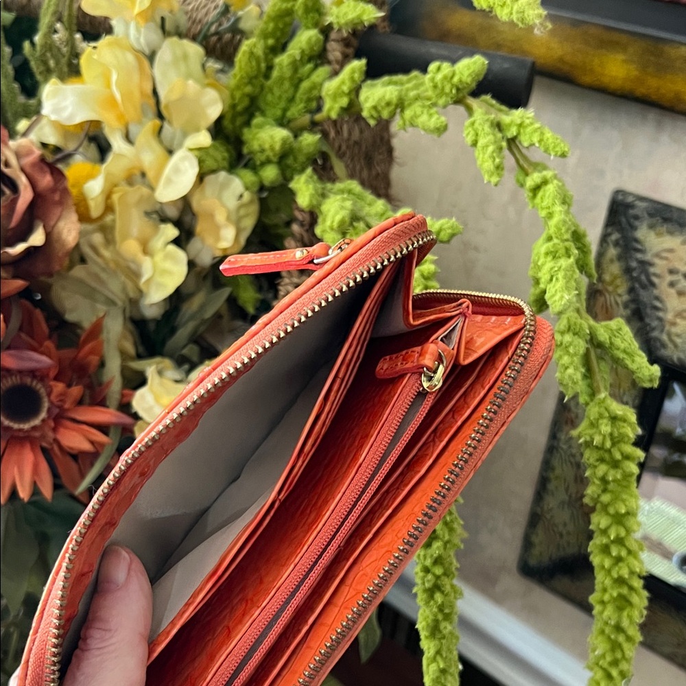 Brahmin Orange/Coral Croc-Embossed Zip Around Wallet -Leather. USED but GUC - Picture 7 of 15
